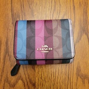 Like NWOT Striped Coach Wallet with zipper pouch